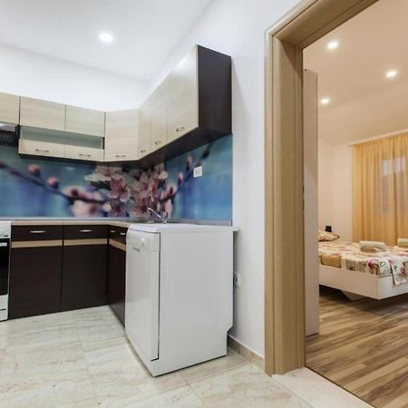 Apartment Dalmatia Kastela Ngoại thất bức ảnh
