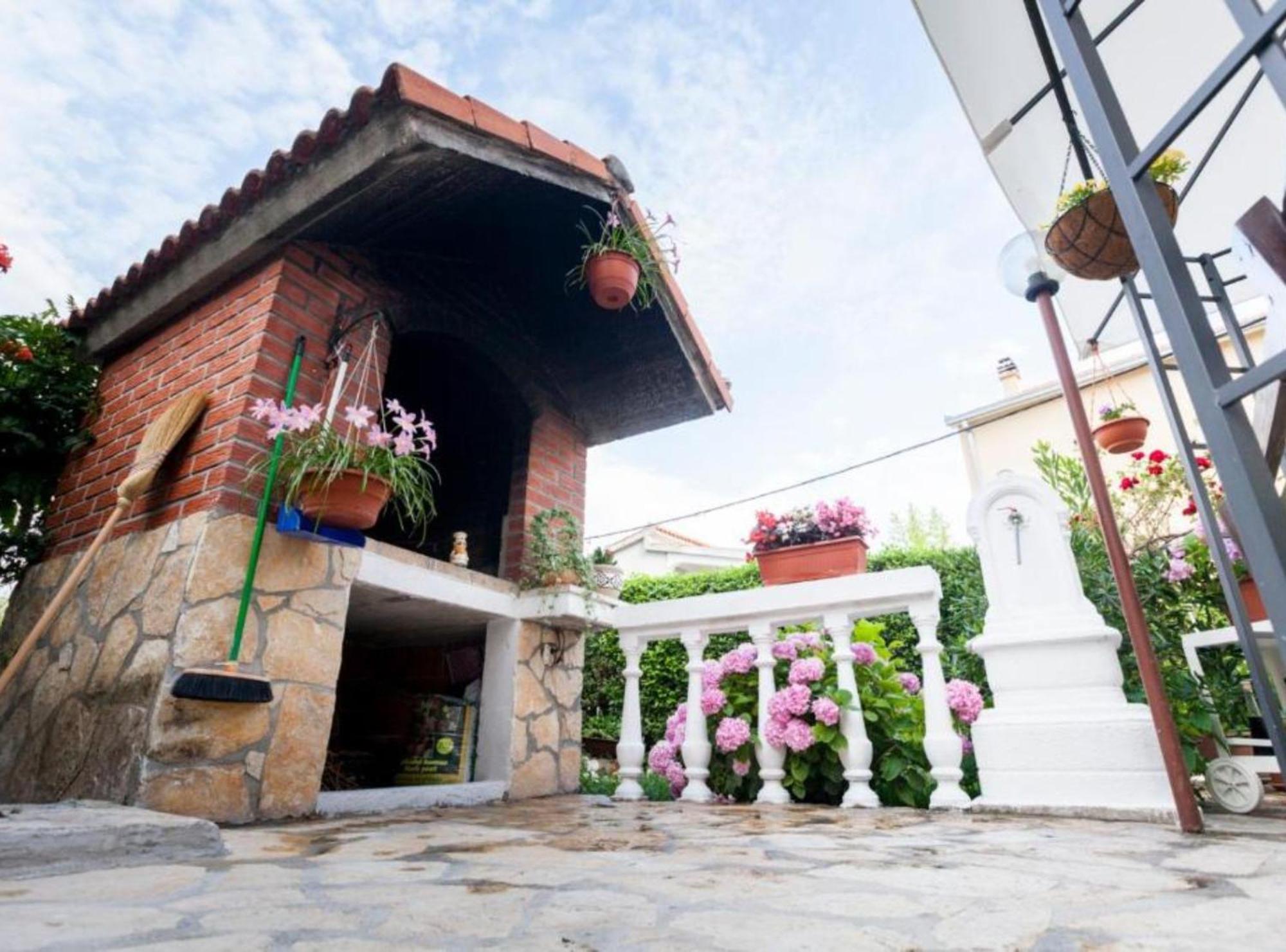 Apartment Dalmatia Kastela Ngoại thất bức ảnh