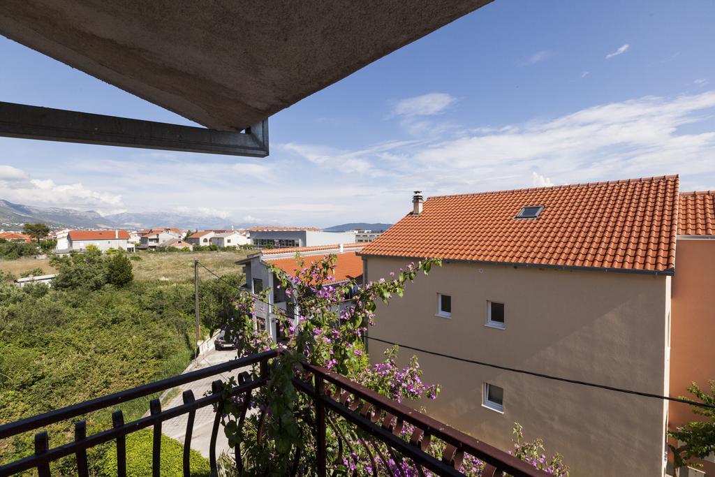 Apartment Dalmatia Kastela Ngoại thất bức ảnh