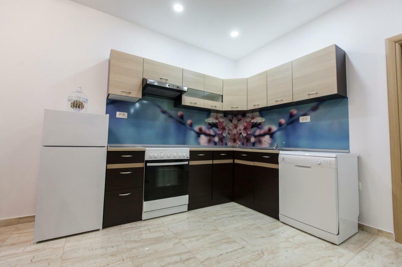 Apartment Dalmatia Kastela Ngoại thất bức ảnh