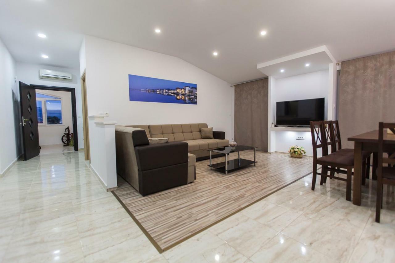 Apartment Dalmatia Kastela Ngoại thất bức ảnh